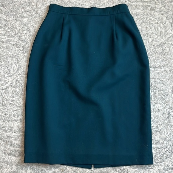 VINTAGE wool pencil skirts Waist 13’ - Picture 8 of 9